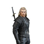 The Witcher - Dark Horse Deluxe - Geralt of Rivia Figure Henry Cavill 1